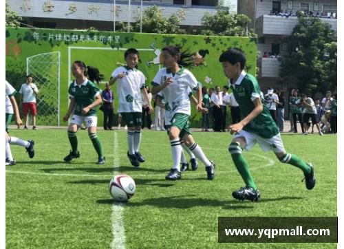 足球星球场上的热血少年与梦想追逐之旅